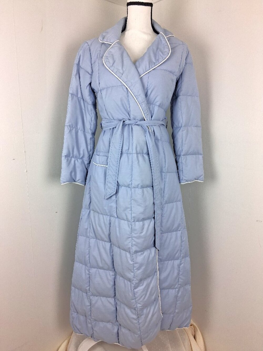 Vintage Eddie Bauer Cozy Quilted Goose Down robe sz Sm